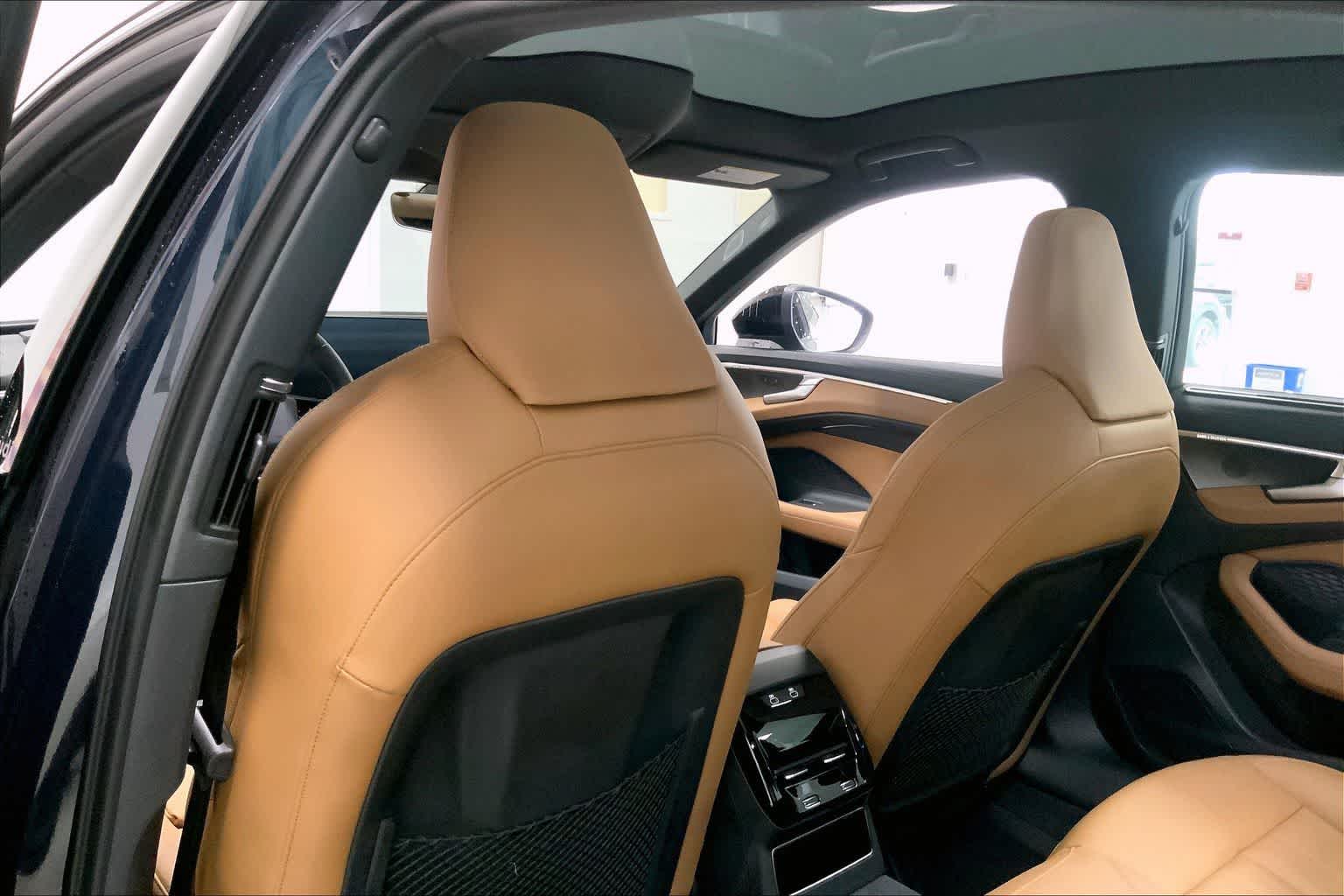 Thumbnail: 2026 Audi A6 - 11