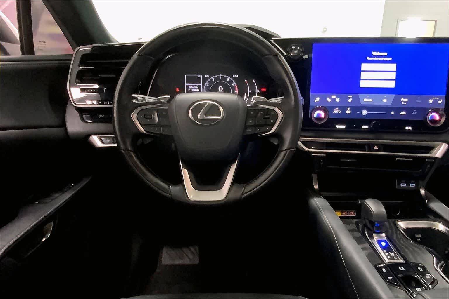 Thumbnail: 2024 Lexus RX - 12