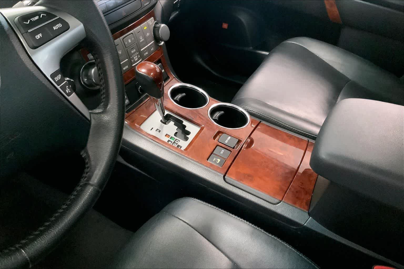 Thumbnail: 2011 Toyota Highlander - 14