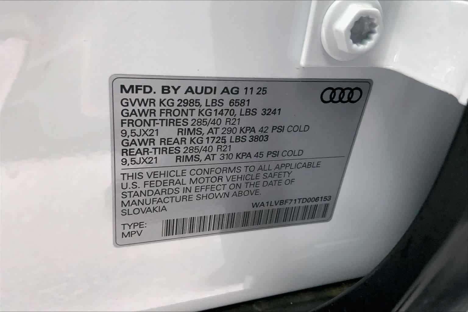 Thumbnail: 2026 Audi Q7 - 23