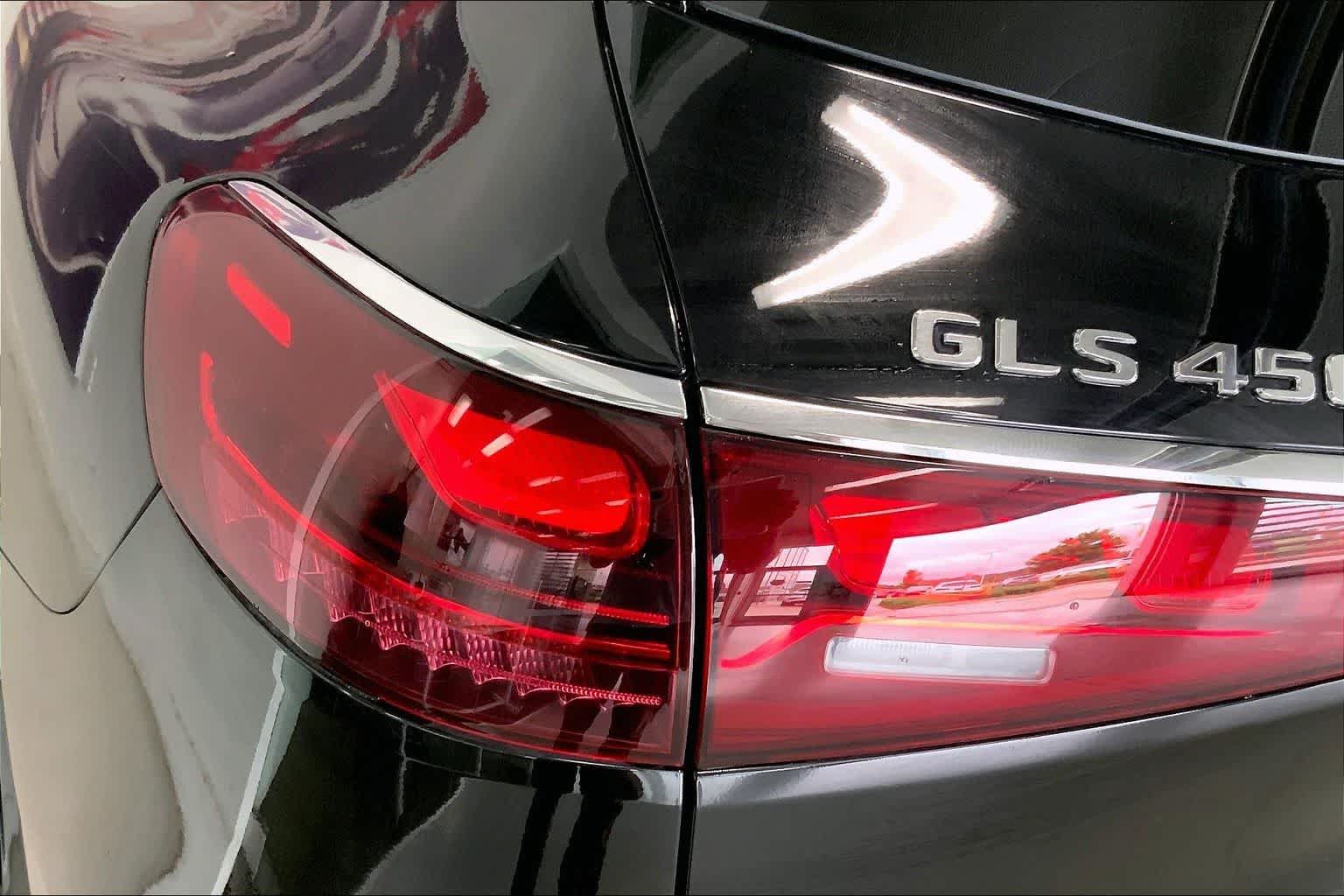 Thumbnail: 2025 Mercedes-Benz GLS - 27