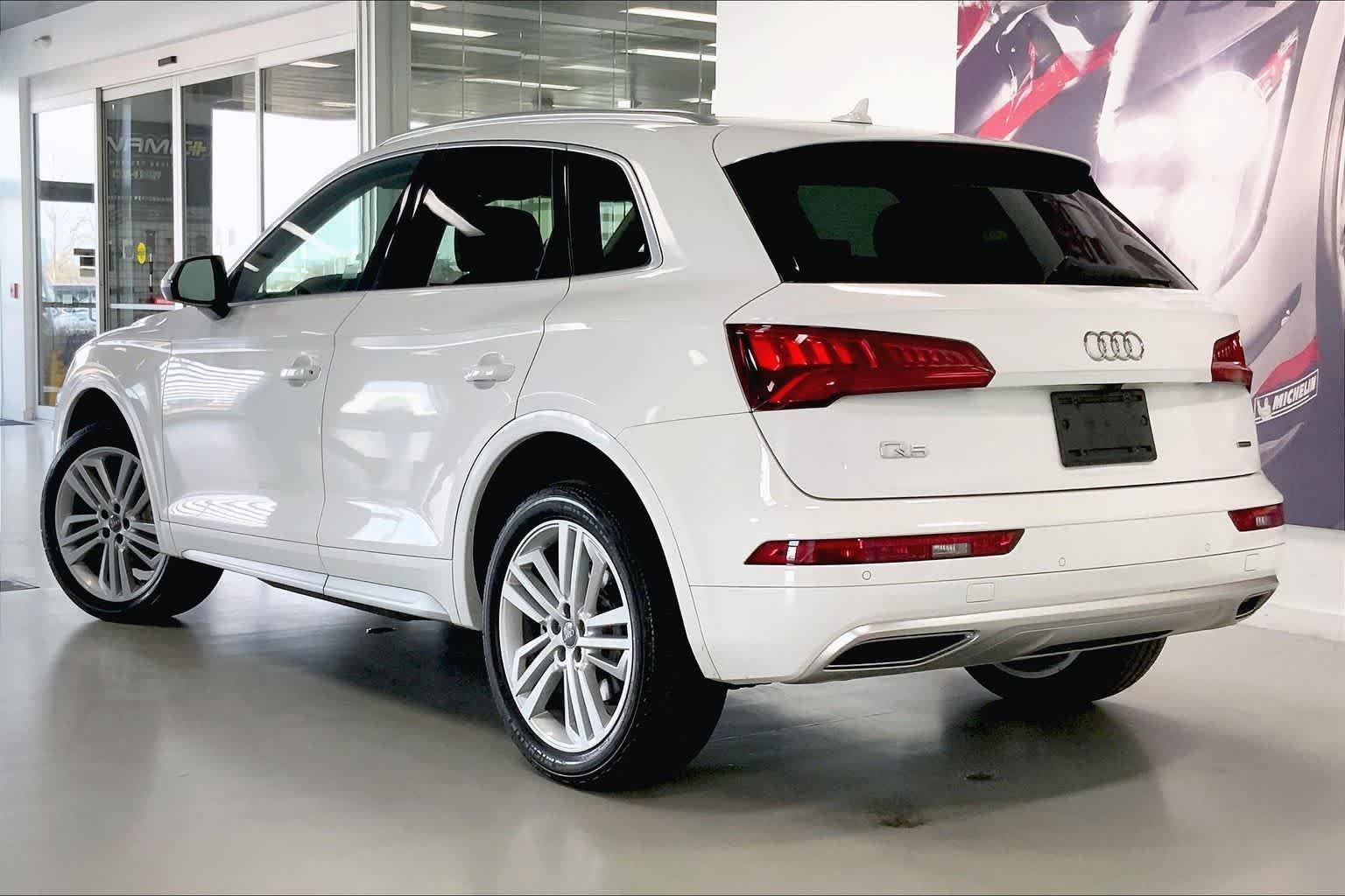 Thumbnail: 2020 Audi Q5 - 4