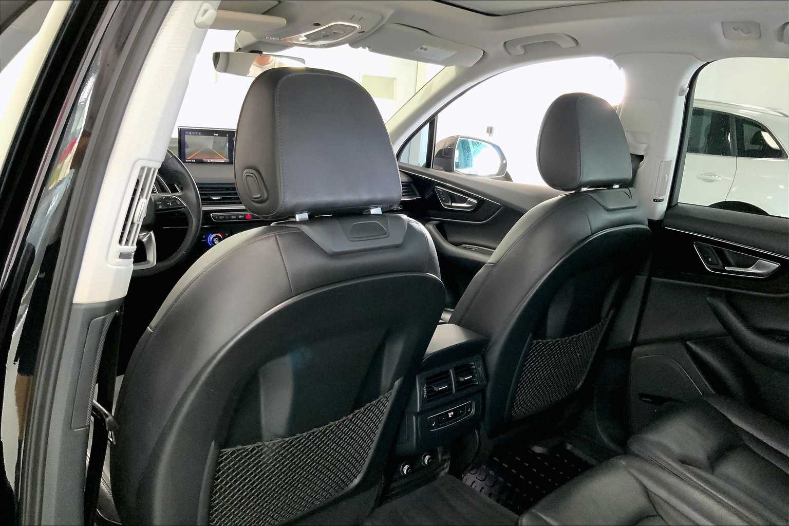 Thumbnail: 2018 Audi Q7 - 10