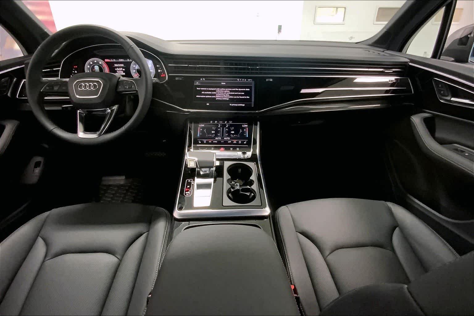 Thumbnail: 2026 Audi Q7 - 10