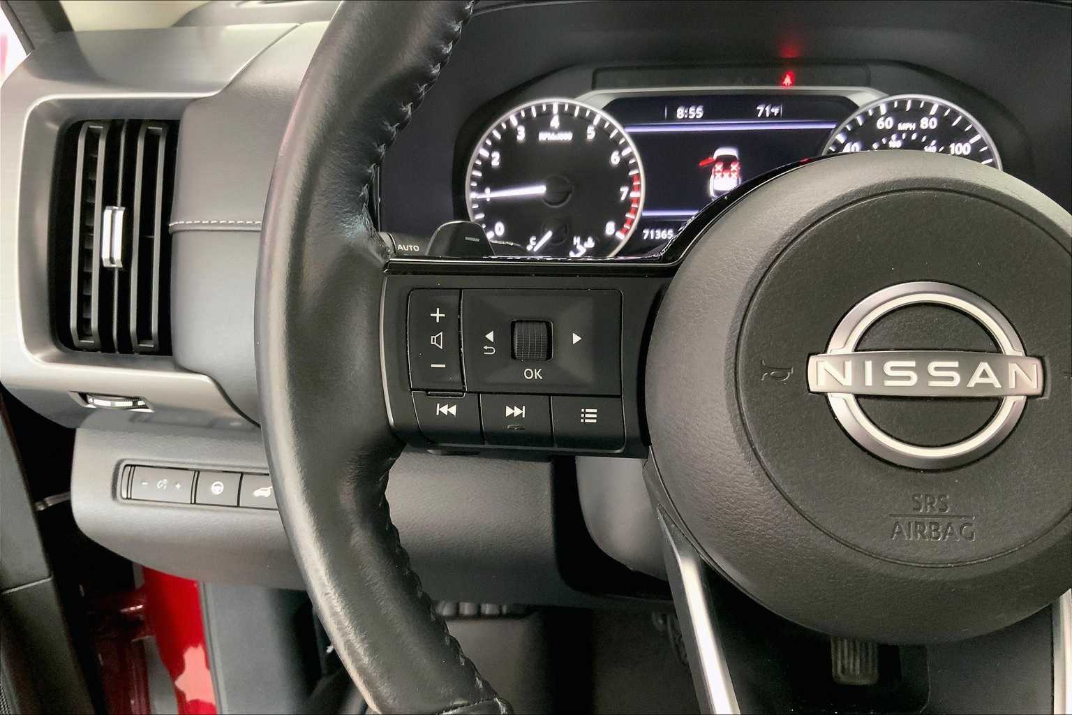 Thumbnail: 2023 Nissan Pathfinder - 21