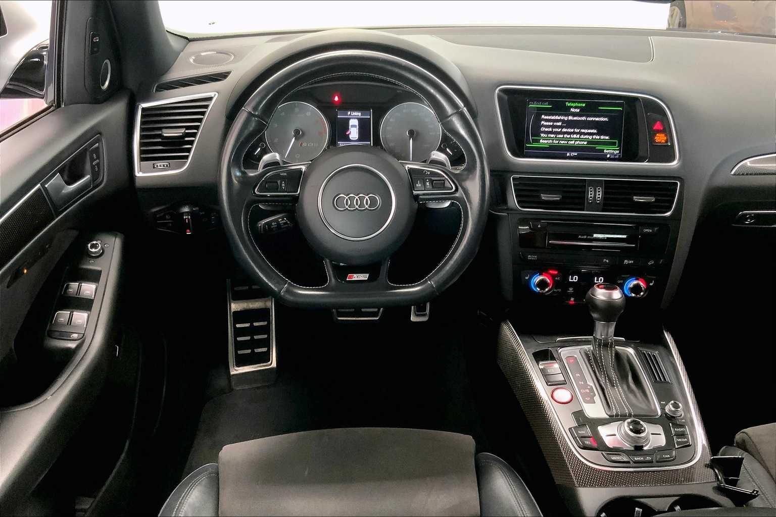 Thumbnail: 2015 Audi SQ5 - 13