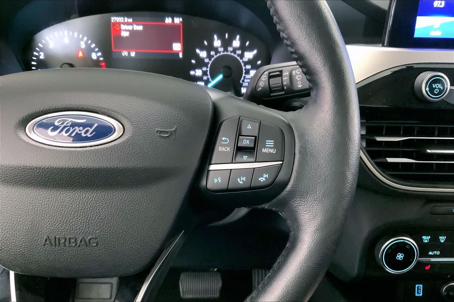 Thumbnail: 2020 Ford Escape - 21