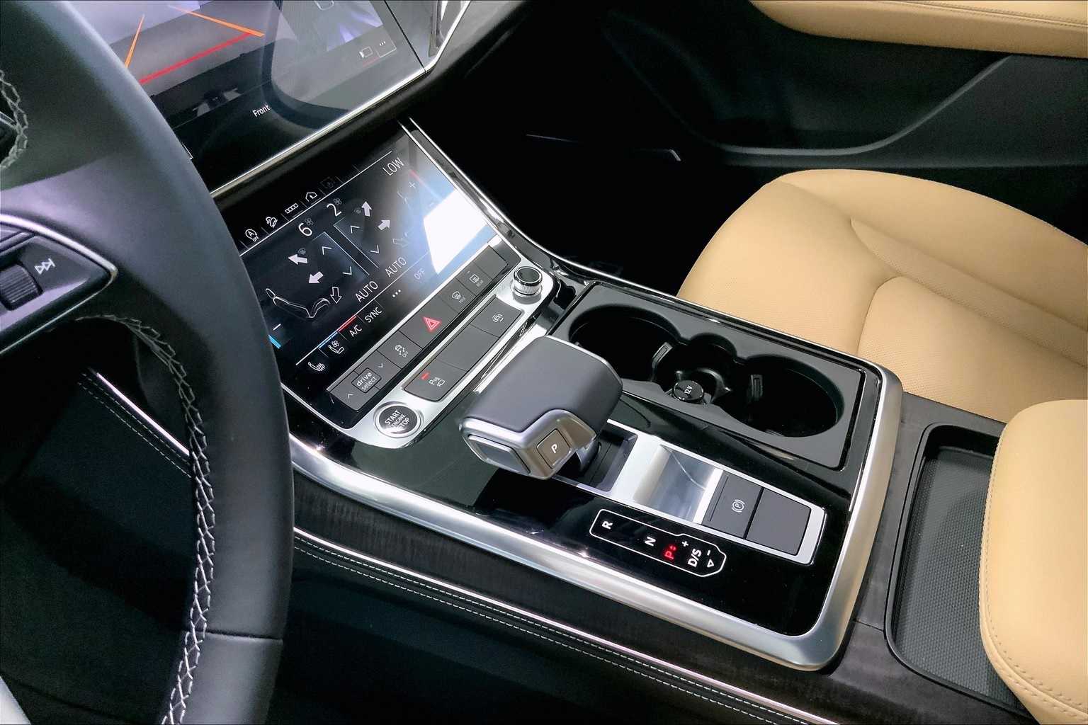 Thumbnail: 2025 Audi Q7 - 15