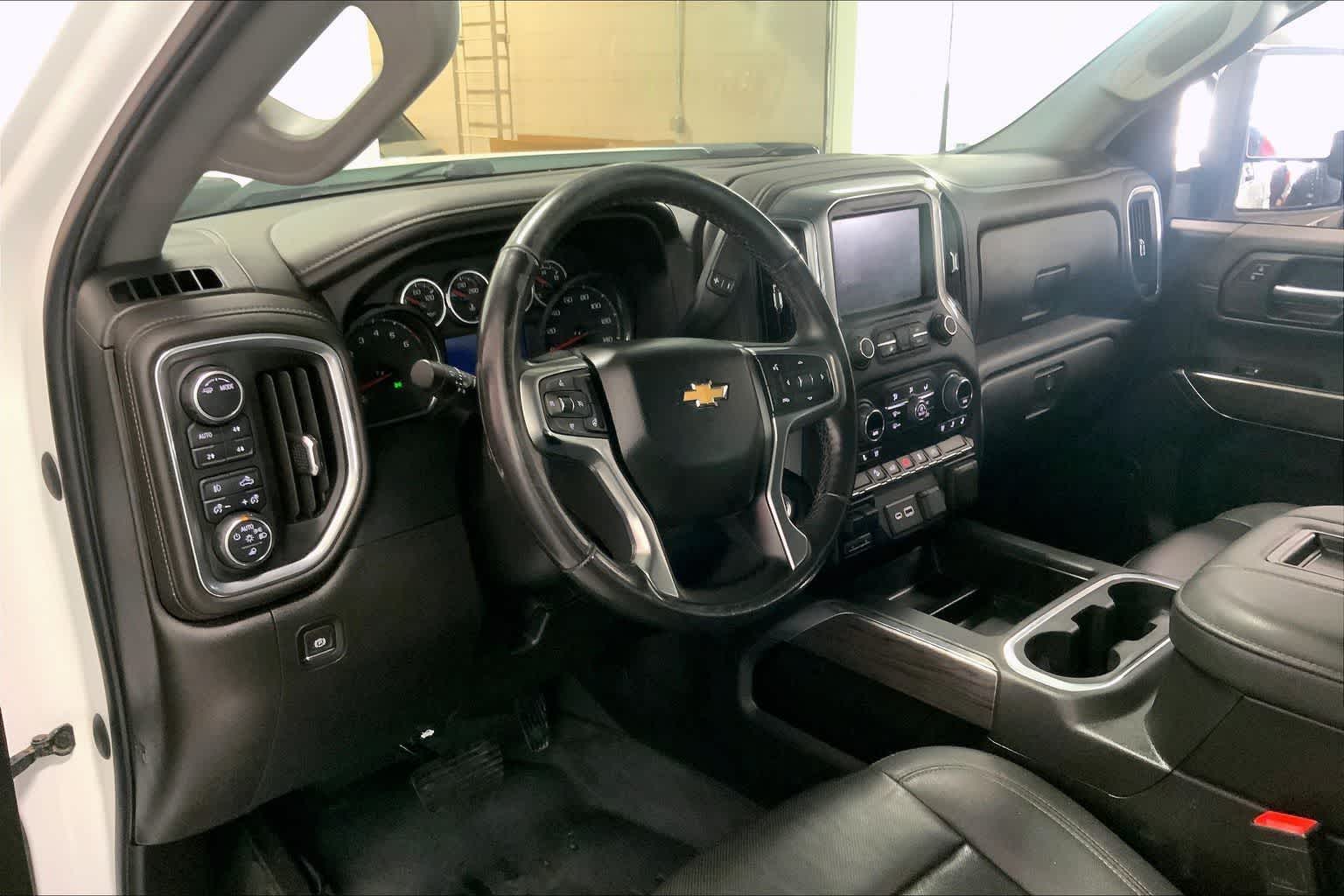 Thumbnail: 2022 Chevrolet Silverado 2500 - 2