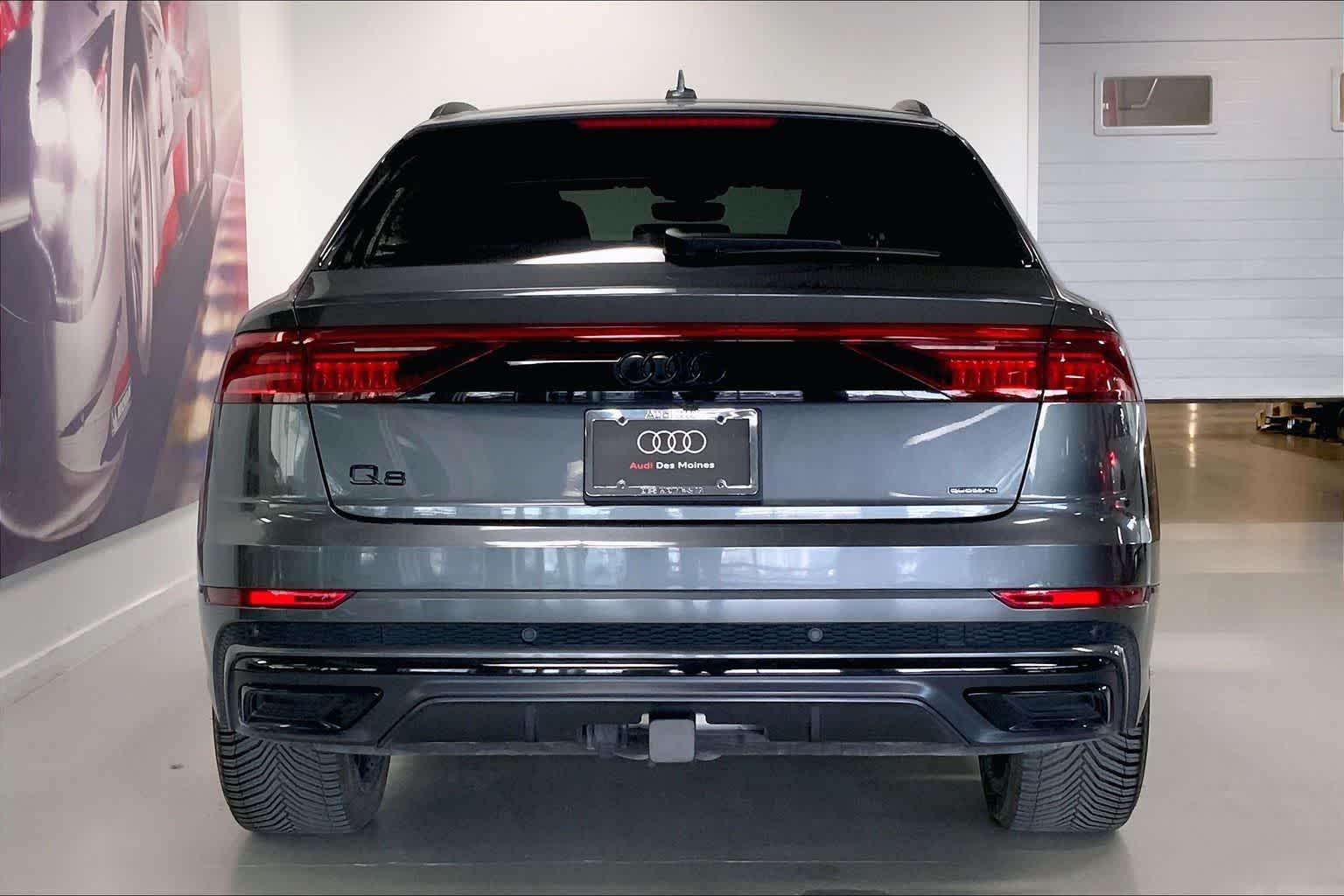 Thumbnail: 2022 Audi Q8 - 5