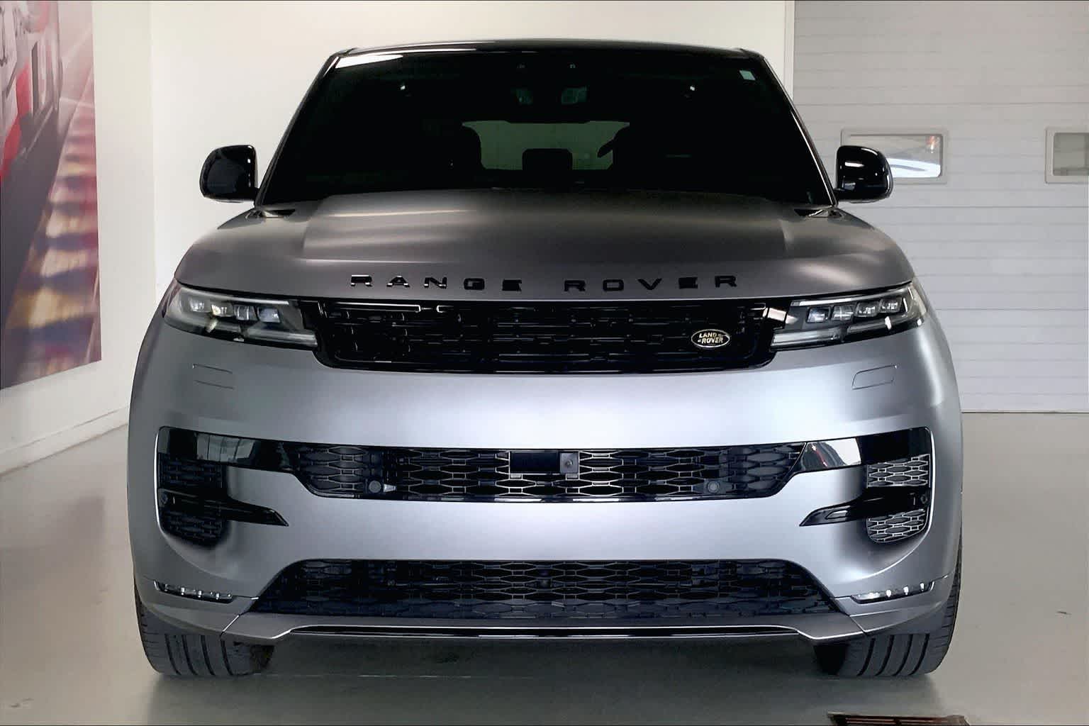 Thumbnail: 2024 Land Rover Range Rover Sport - 6