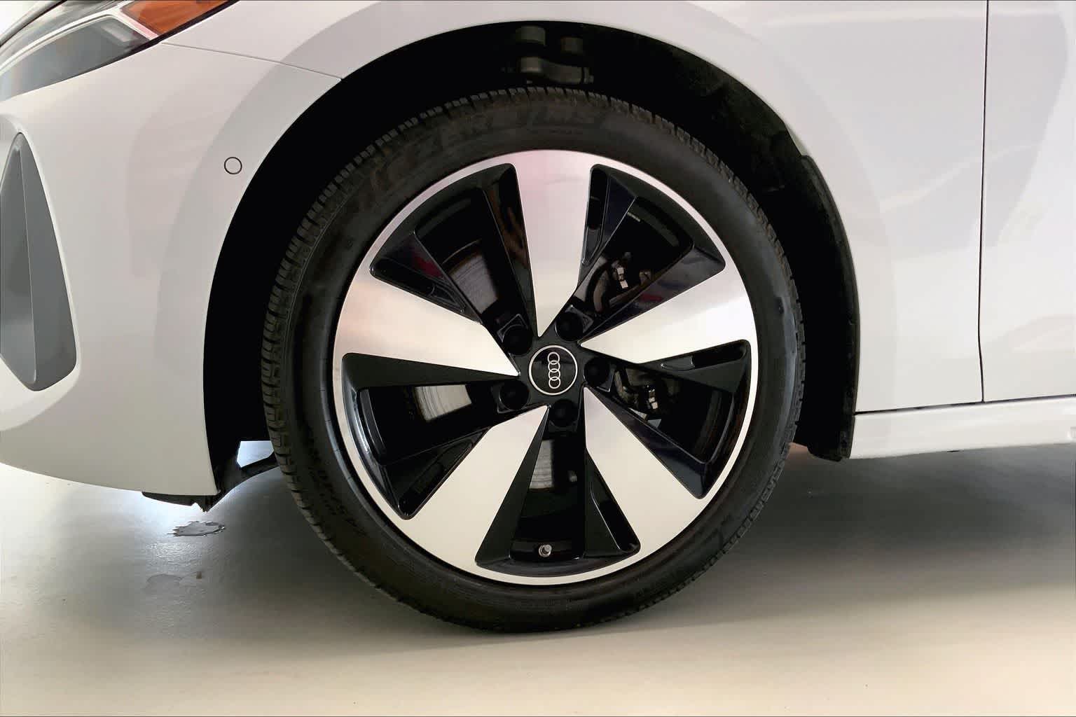 Thumbnail: 2025 Audi A5 - 8