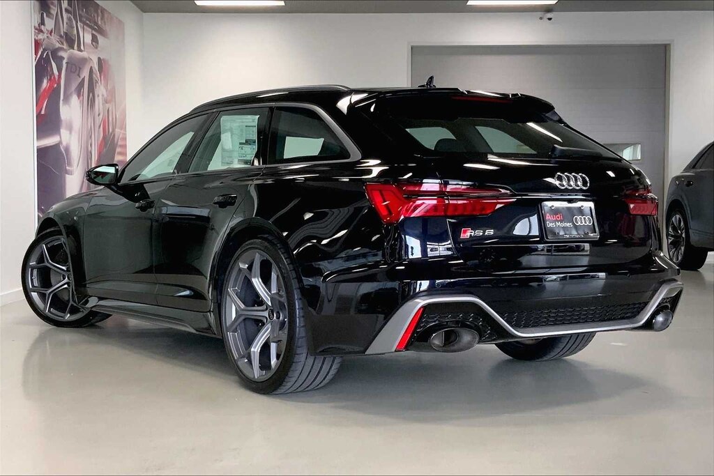 New 2026 Audi RS 6 Avant 4.0T performance Wagon