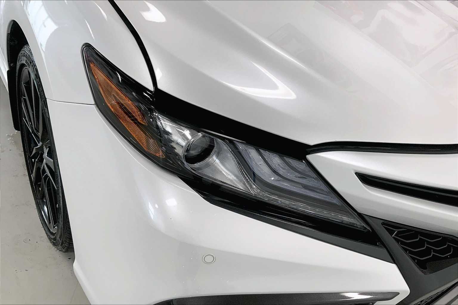 Thumbnail: 2022 Toyota Camry - 27