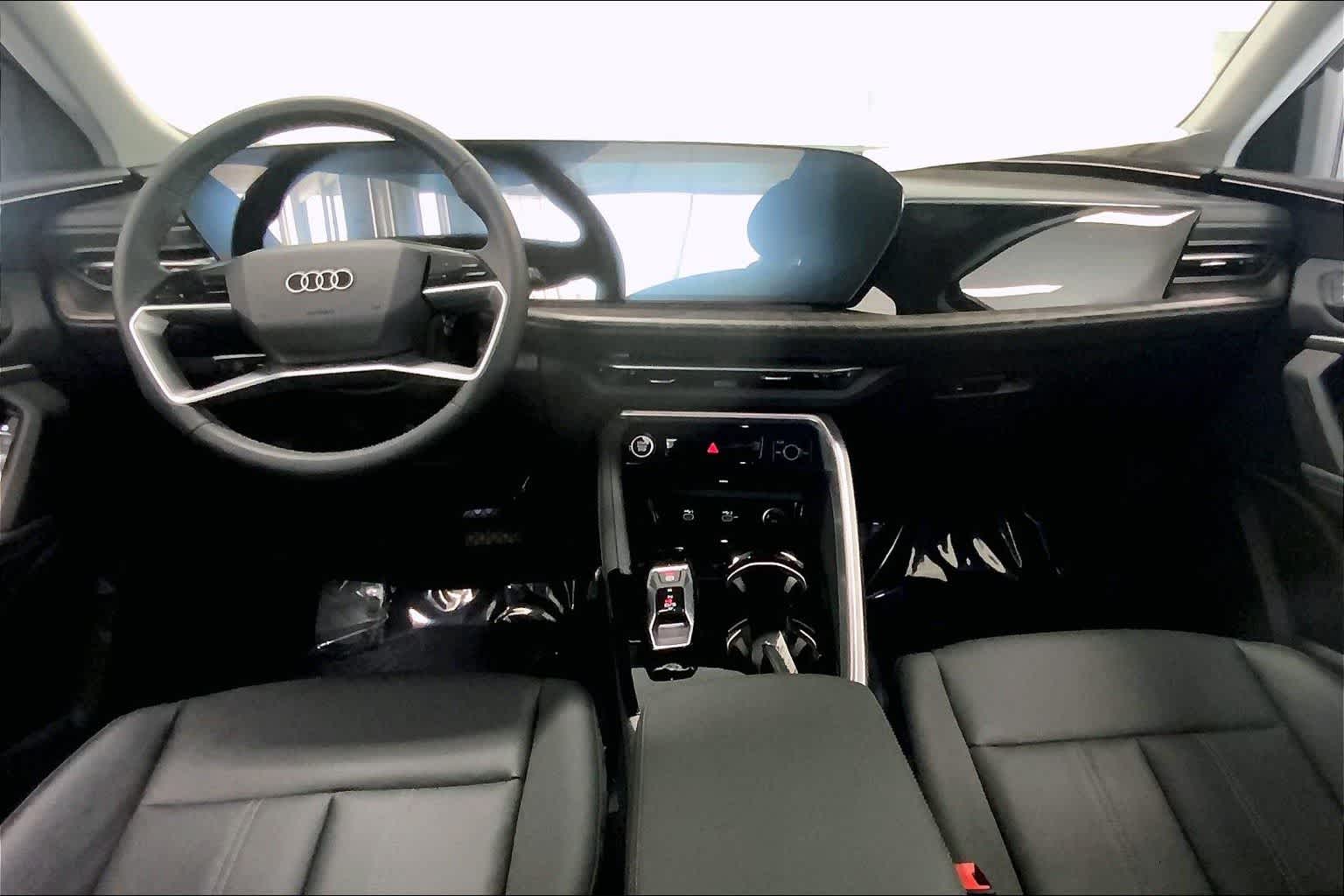 Thumbnail: 2025 Audi Q5 - 9