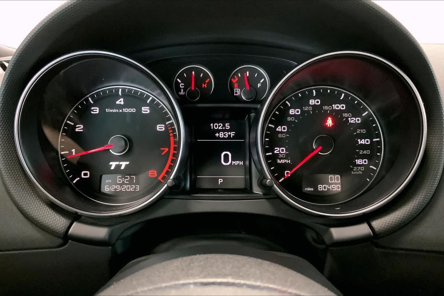 Thumbnail: 2011 Audi TT - 14