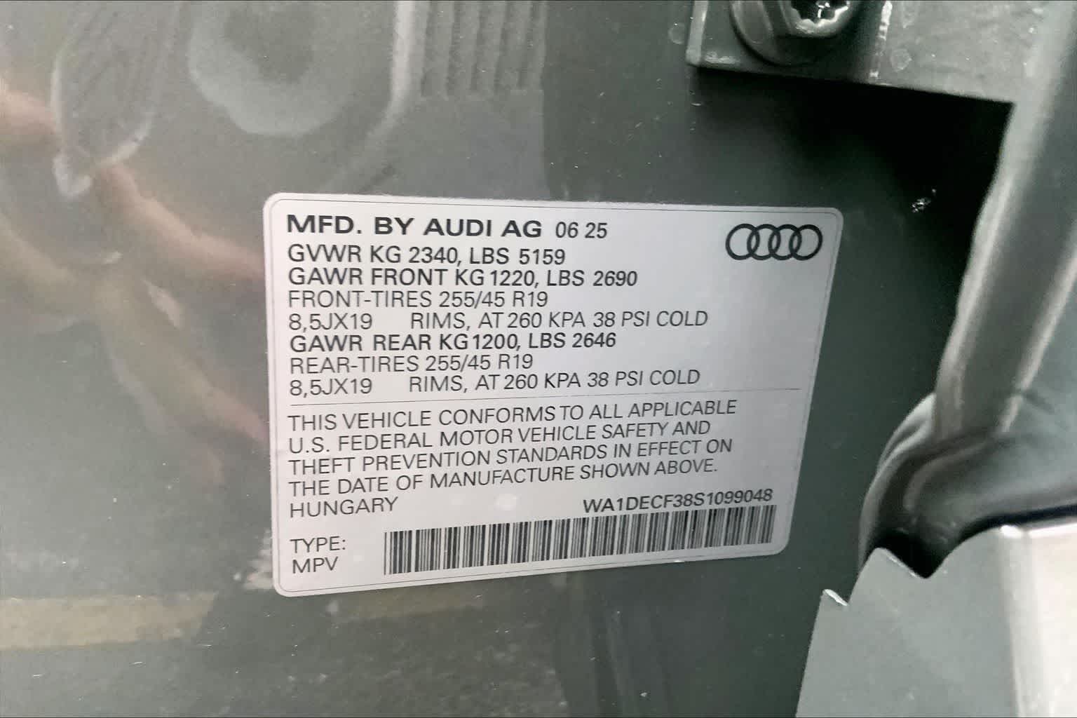 Thumbnail: 2025 Audi Q3 - 23