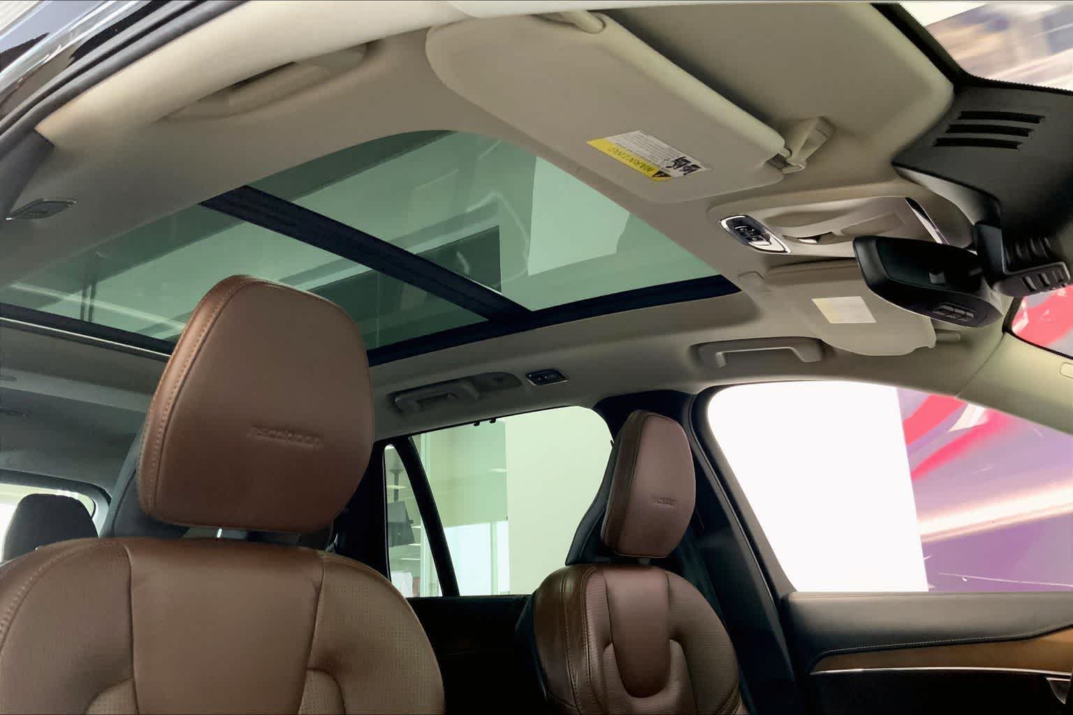 Thumbnail: 2019 Volvo XC90 - 27