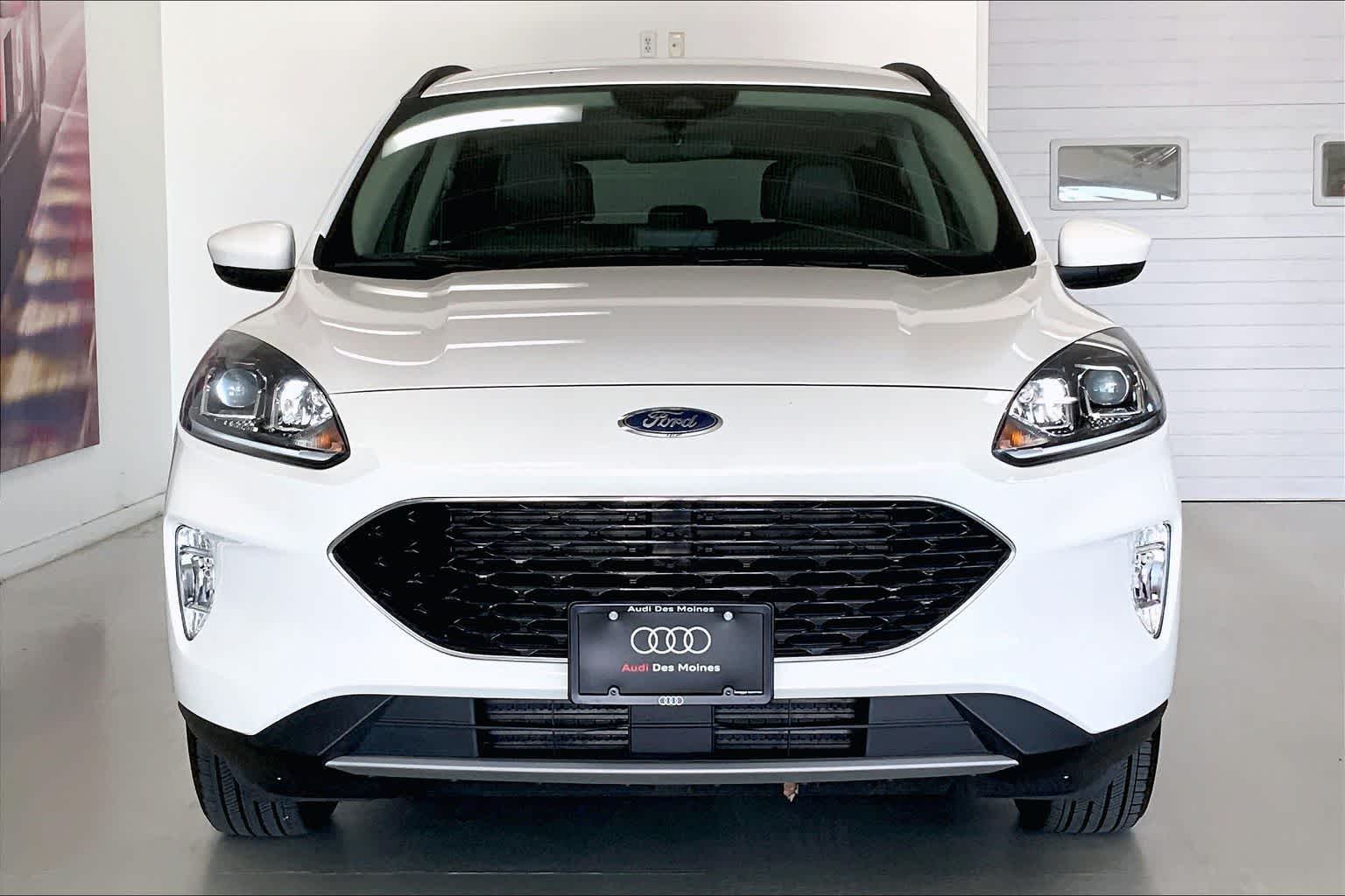 Thumbnail: 2020 Ford Escape - 6