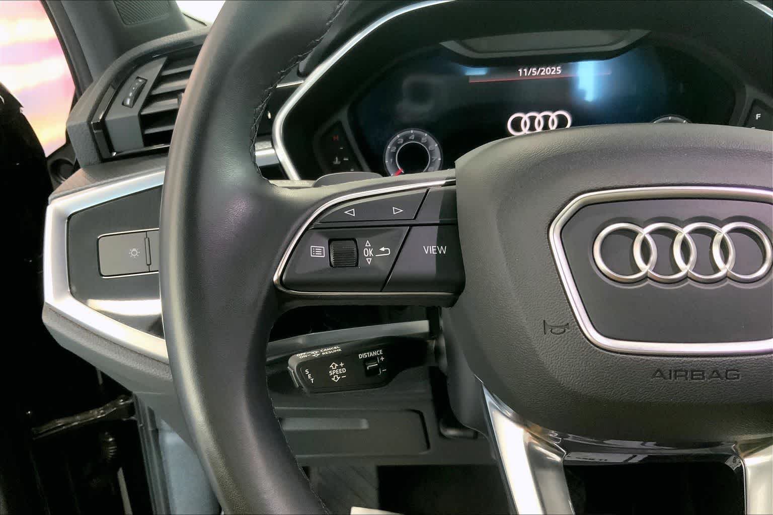 Thumbnail: 2023 Audi Q3 - 21