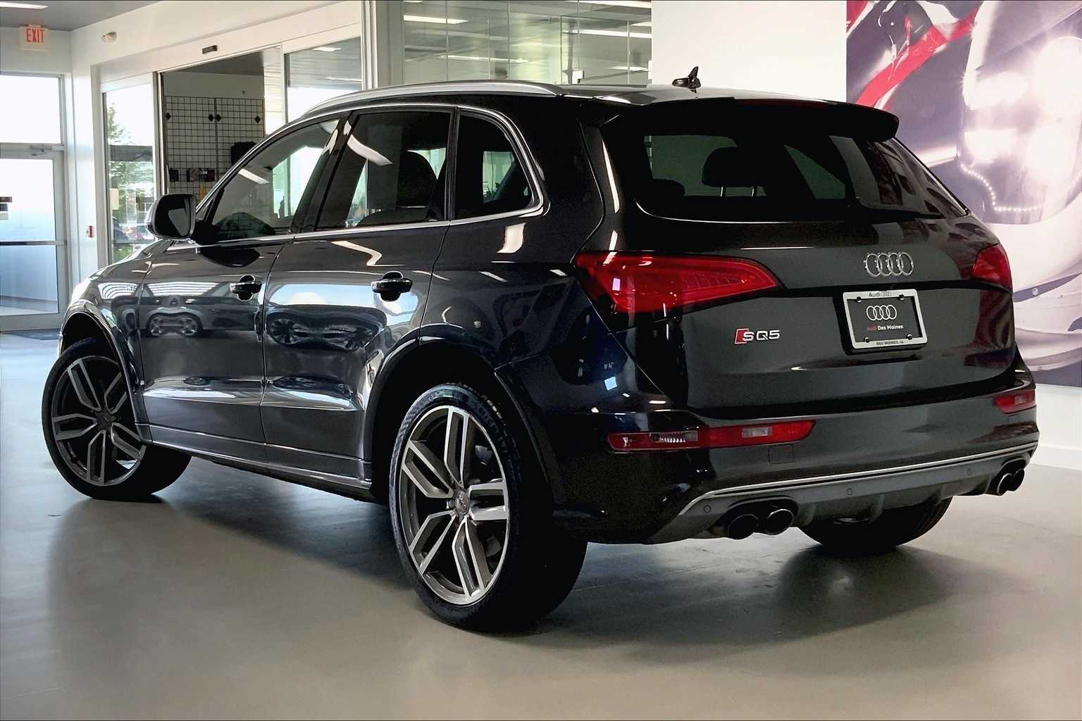 Thumbnail: 2015 Audi SQ5 - 4