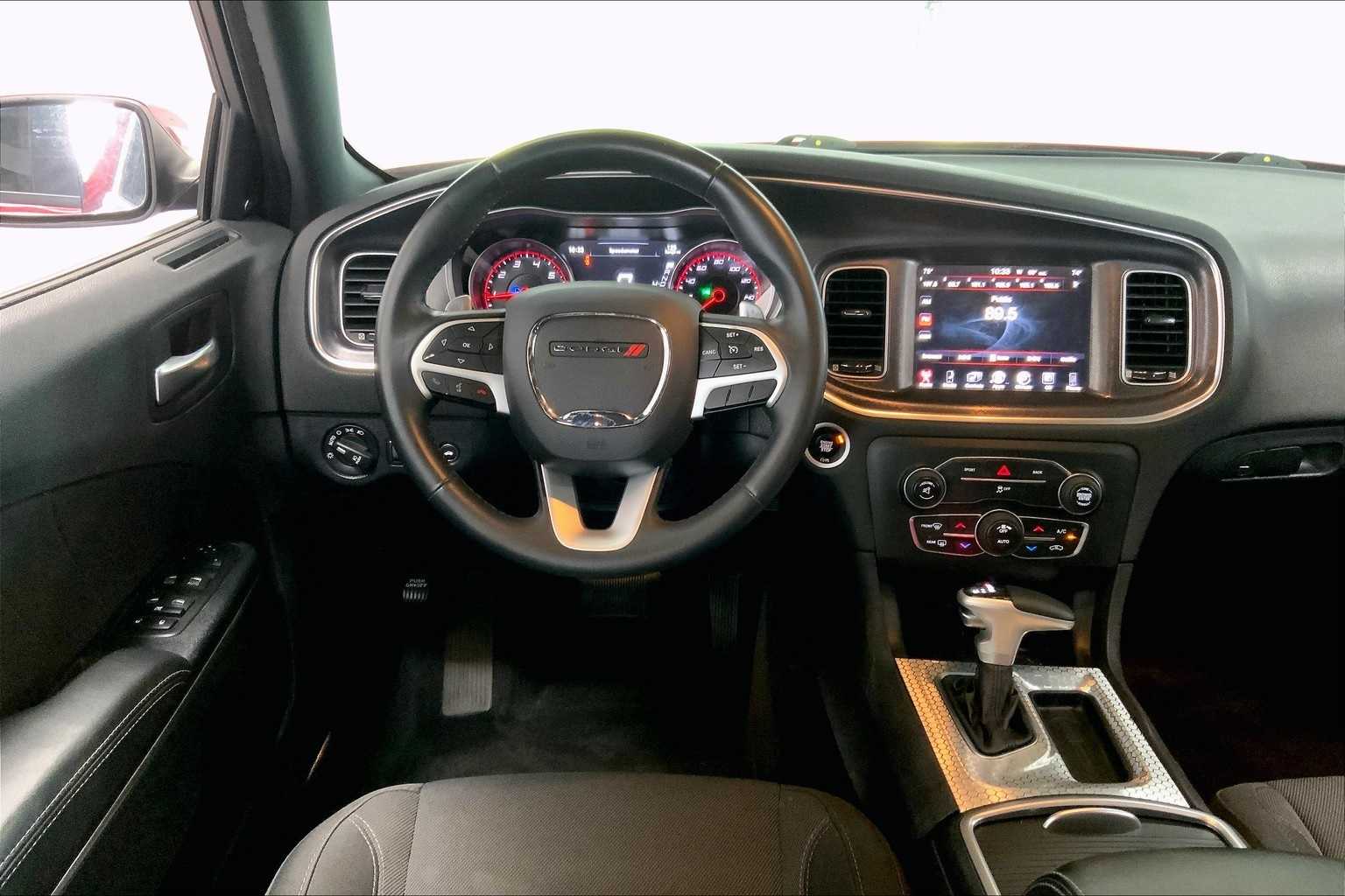 2016 Dodge Charger R/T 13
