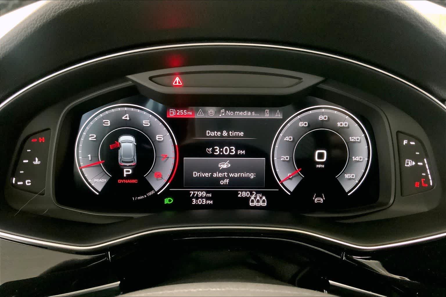 Thumbnail: 2025 Audi Q8 - 16