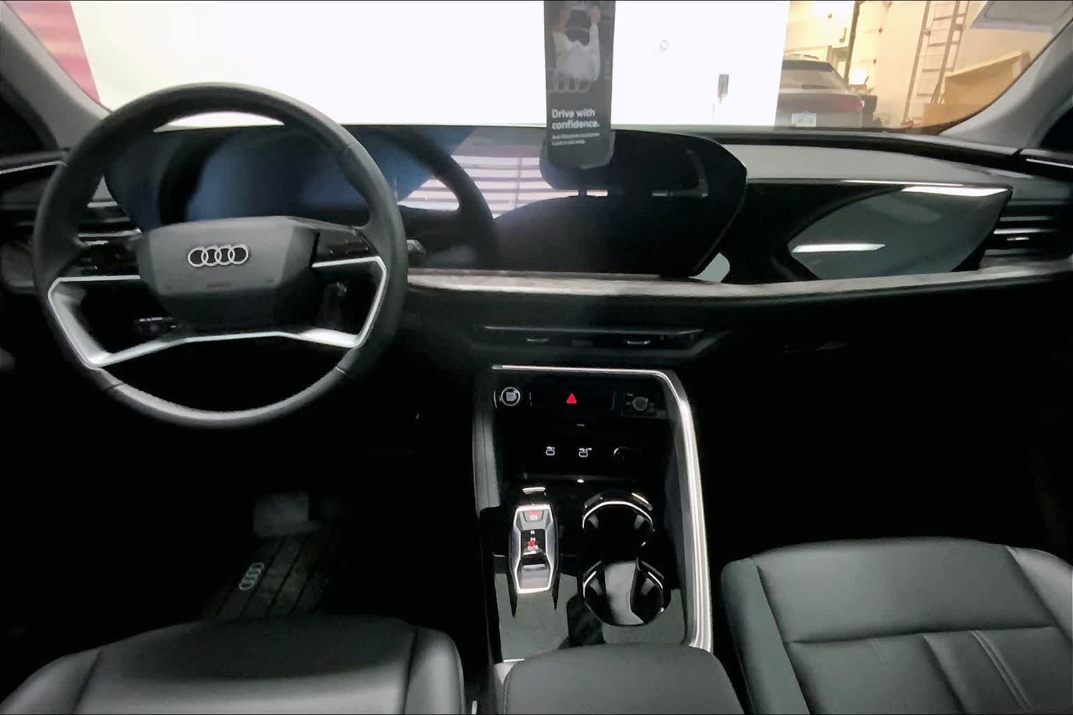 Thumbnail: 2025 Audi Q5 - 8