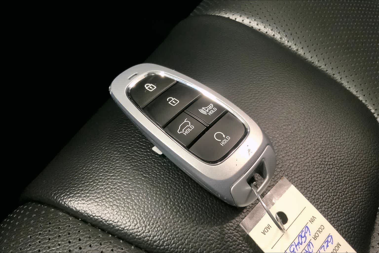 Thumbnail: 2023 Hyundai Santa Fe - 17