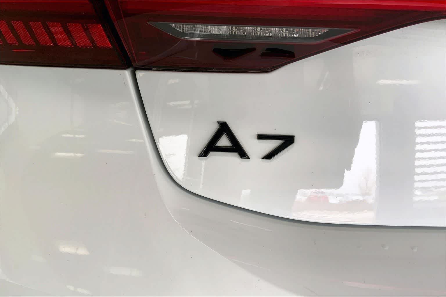 Thumbnail: 2023 Audi A7 - 7