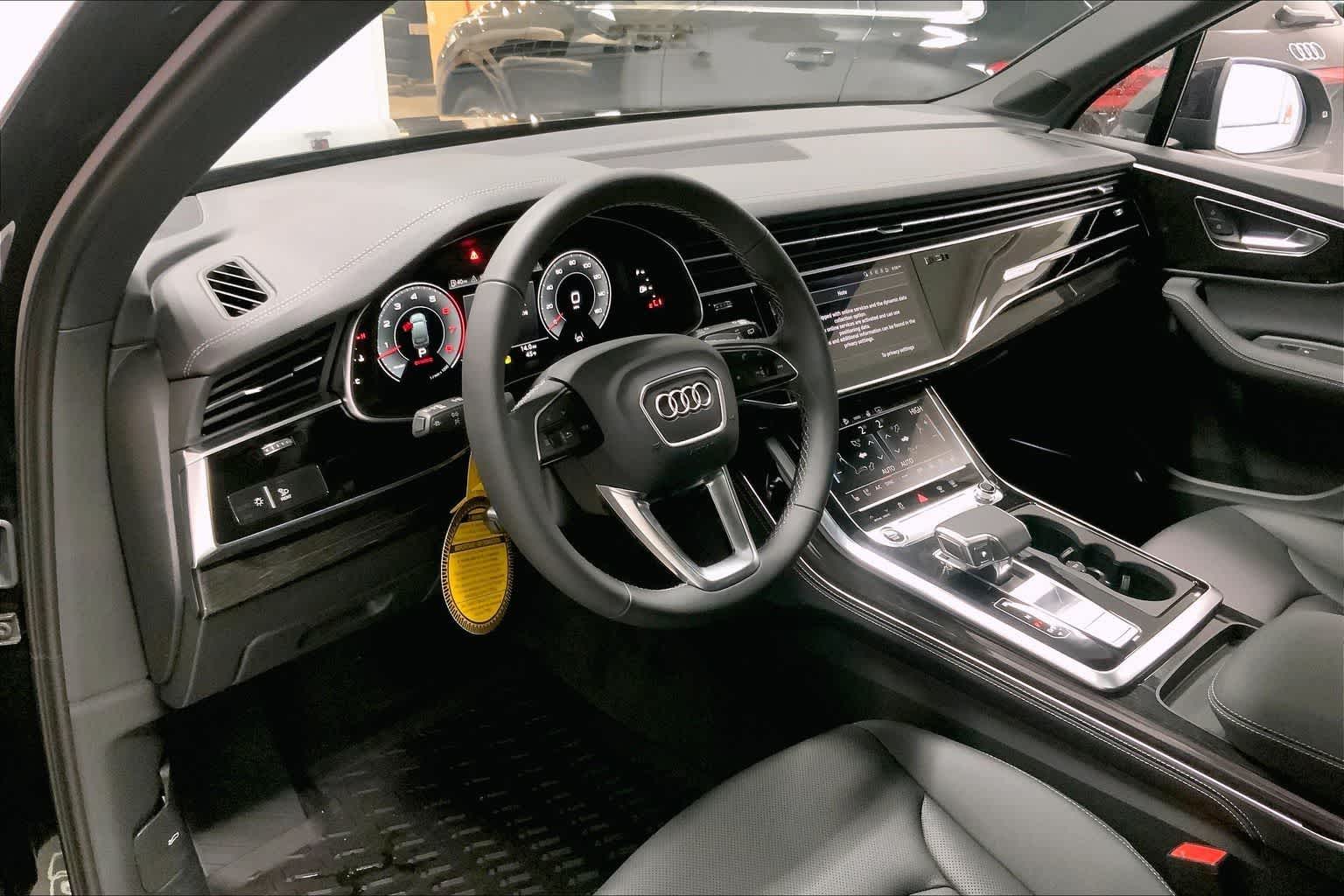 Thumbnail: 2026 Audi Q7 - 2