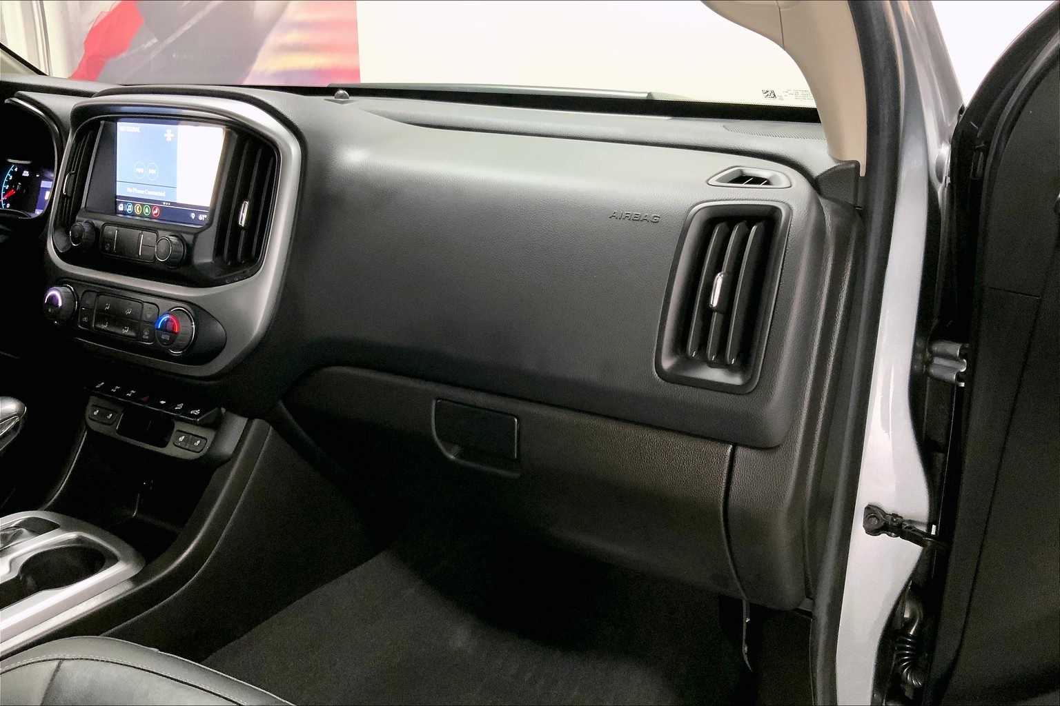 Thumbnail: 2022 Chevrolet Colorado - 21