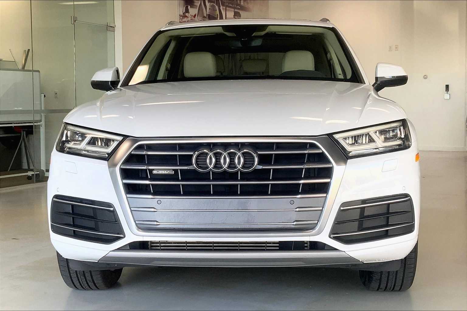 Thumbnail: 2020 Audi Q5 - 6