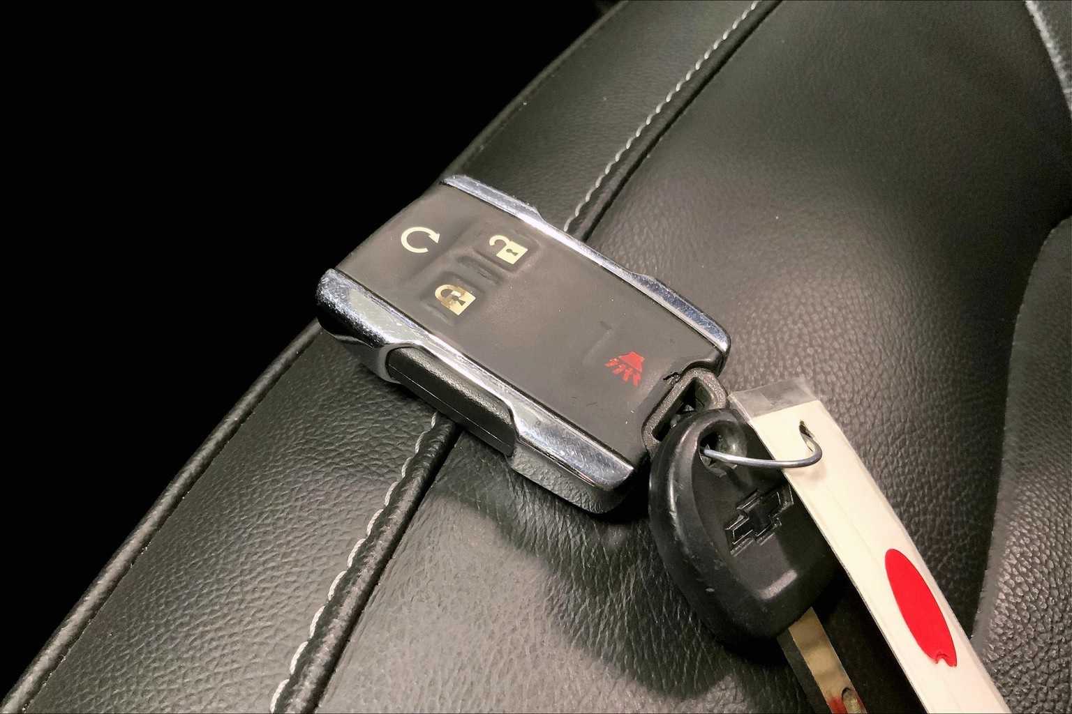 Thumbnail: 2022 Chevrolet Colorado - 18