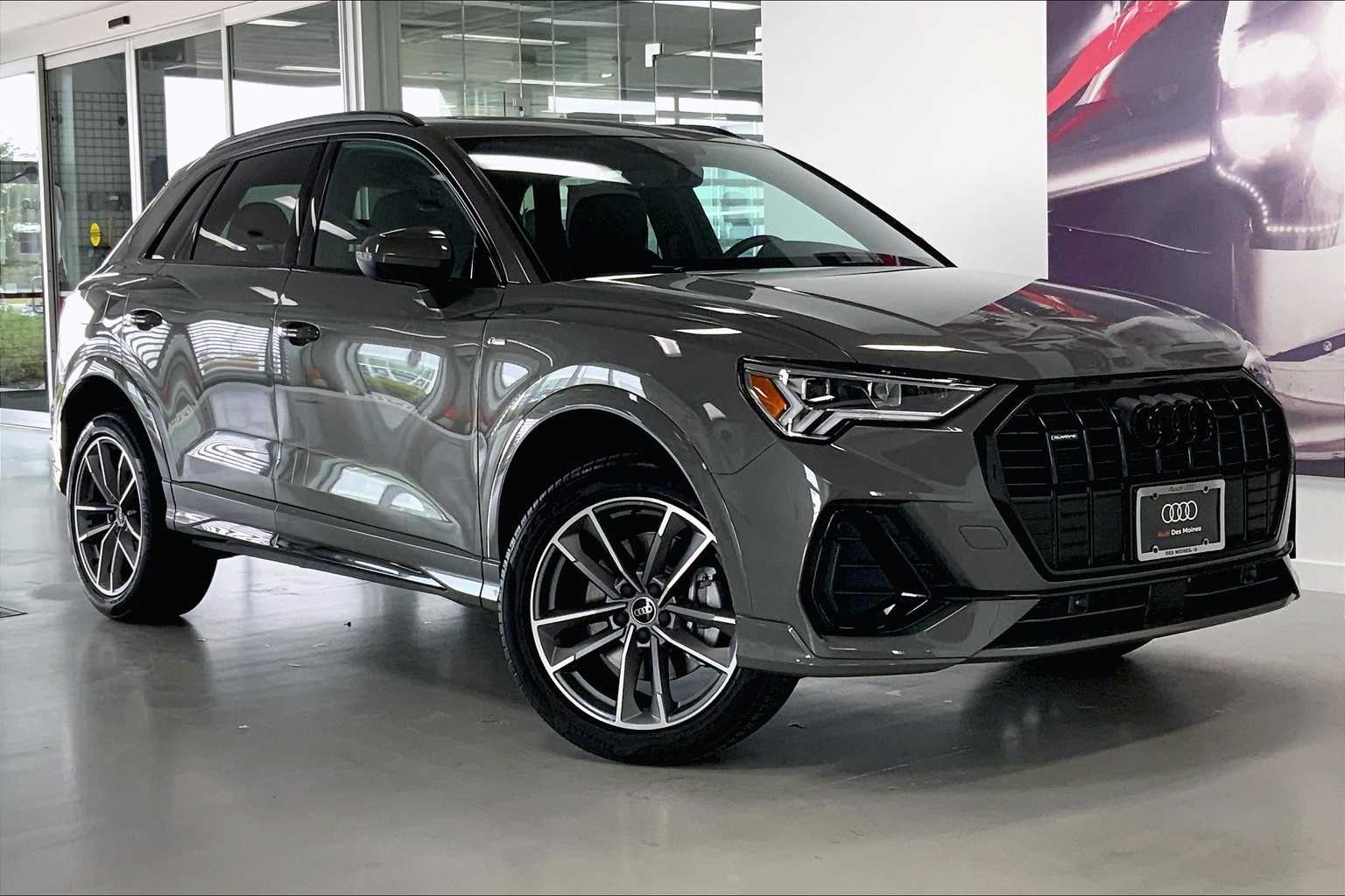 Thumbnail: 2025 Audi Q3 - 21