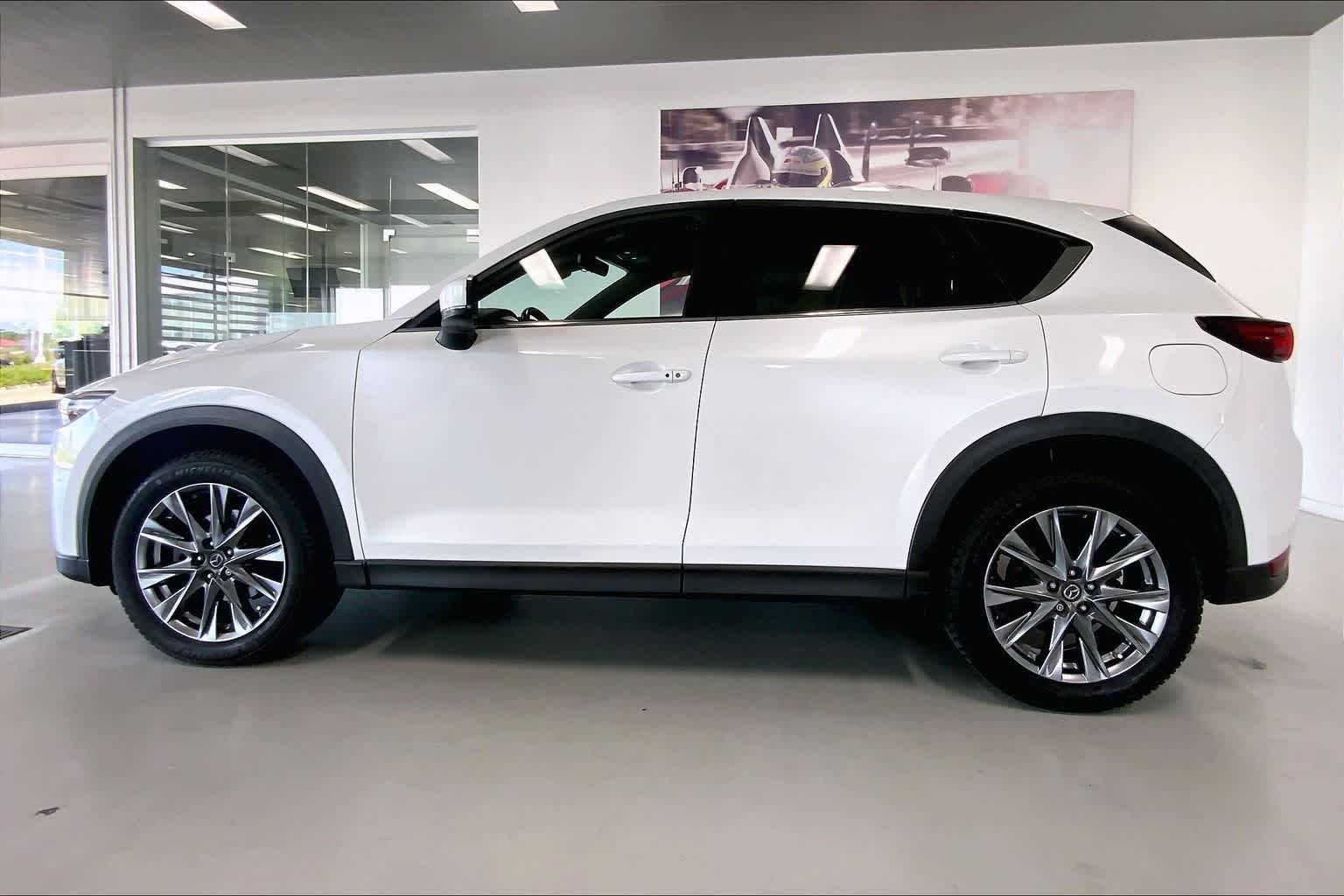 Thumbnail: 2019 Mazda CX-5 - 3