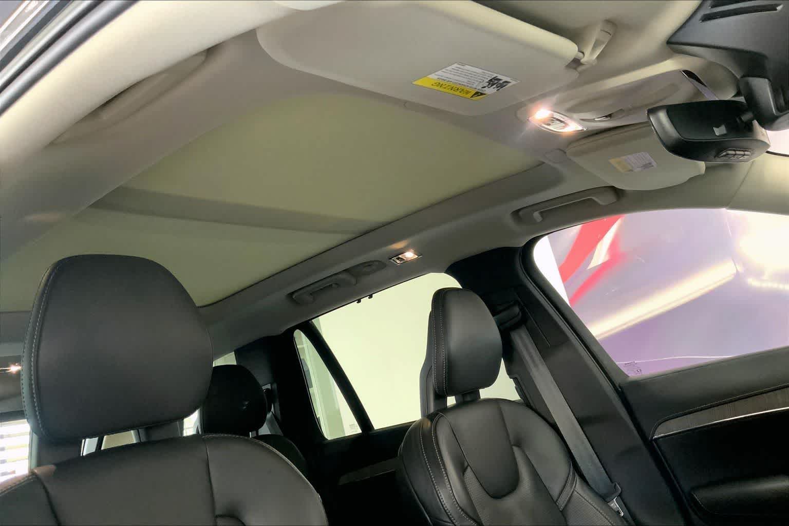 Thumbnail: 2021 Volvo XC90 - 30