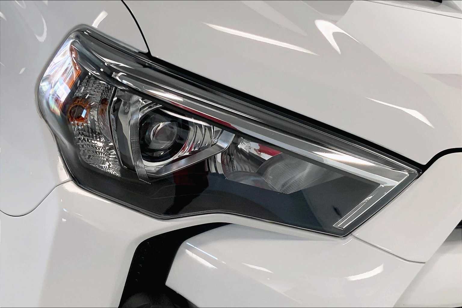 Thumbnail: 2023 Toyota 4Runner - 30
