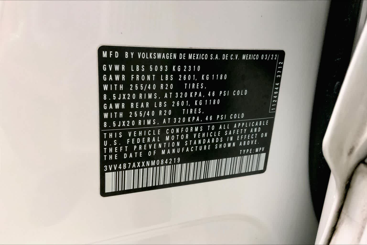 Thumbnail: 2022 Volkswagen Tiguan - 18