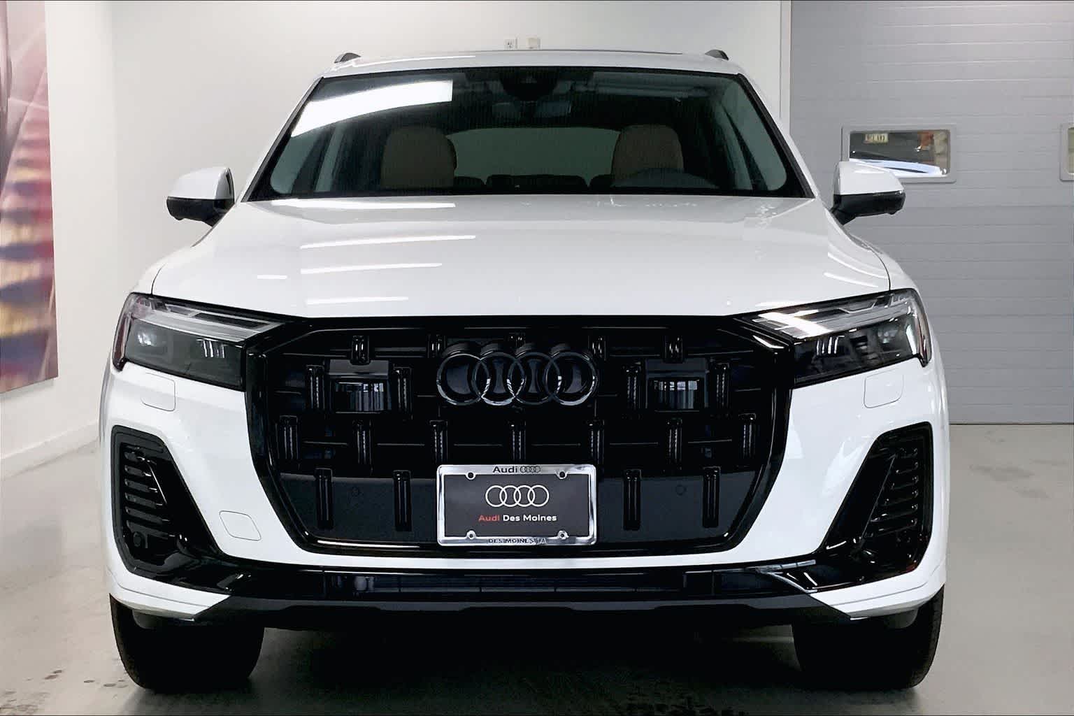 Thumbnail: 2026 Audi Q7 - 6