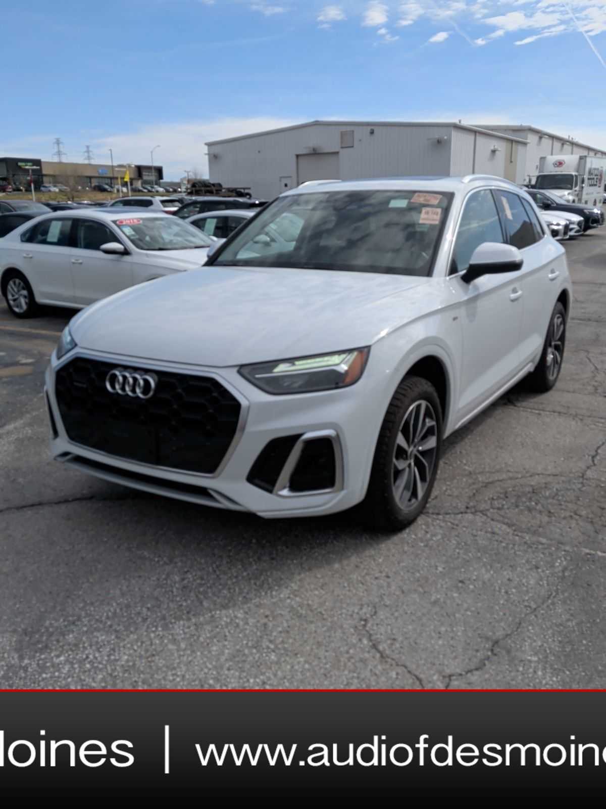 Thumbnail: 2023 Audi Q5 - 1