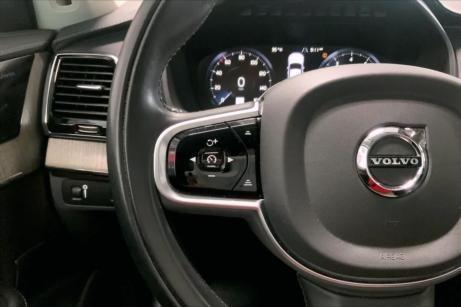 Thumbnail: 2021 Volvo XC90 - 24