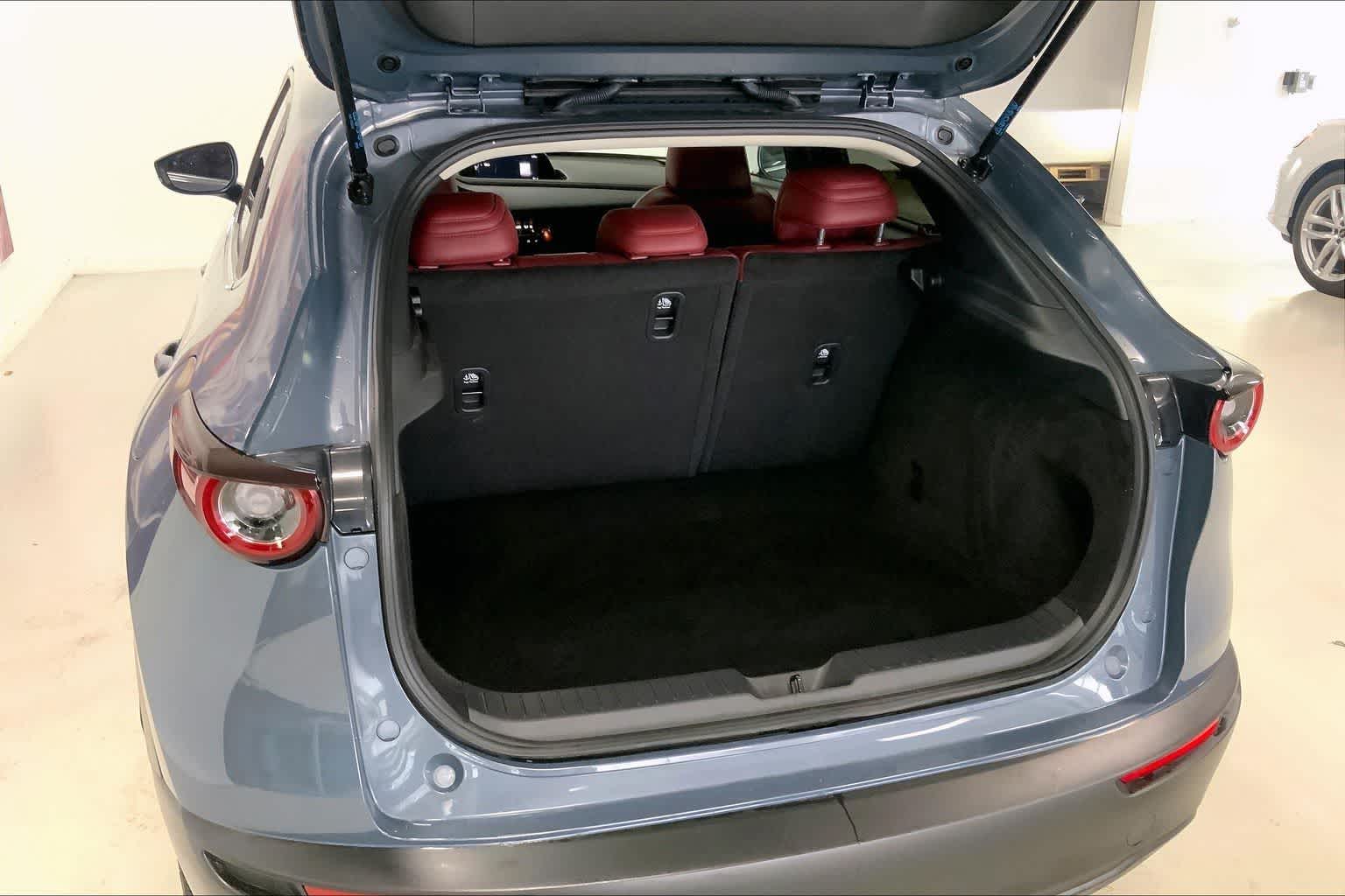 Thumbnail: 2023 Mazda CX-30 - 17