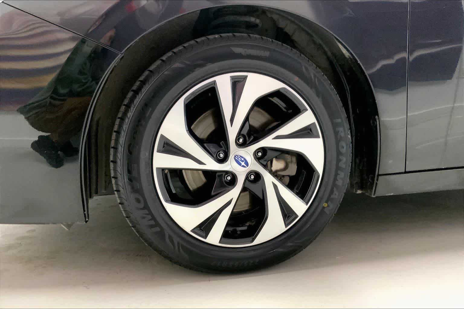 Thumbnail: 2021 Subaru Legacy - 8