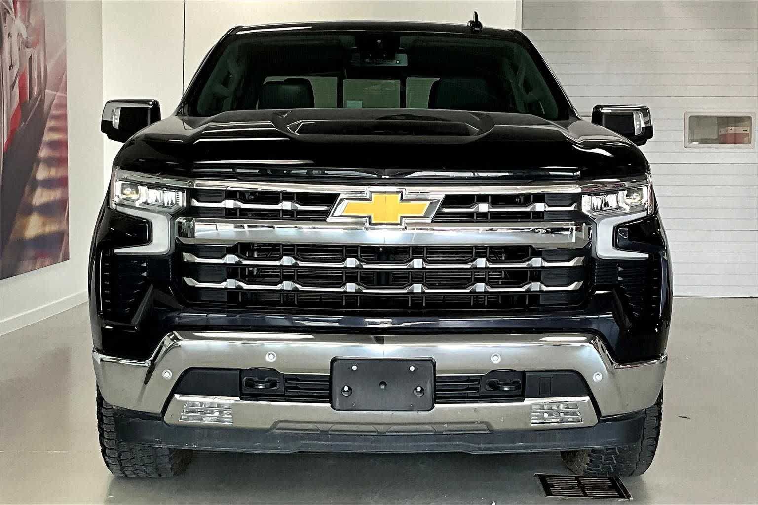 Thumbnail: 2022 Chevrolet Silverado 1500 - 6