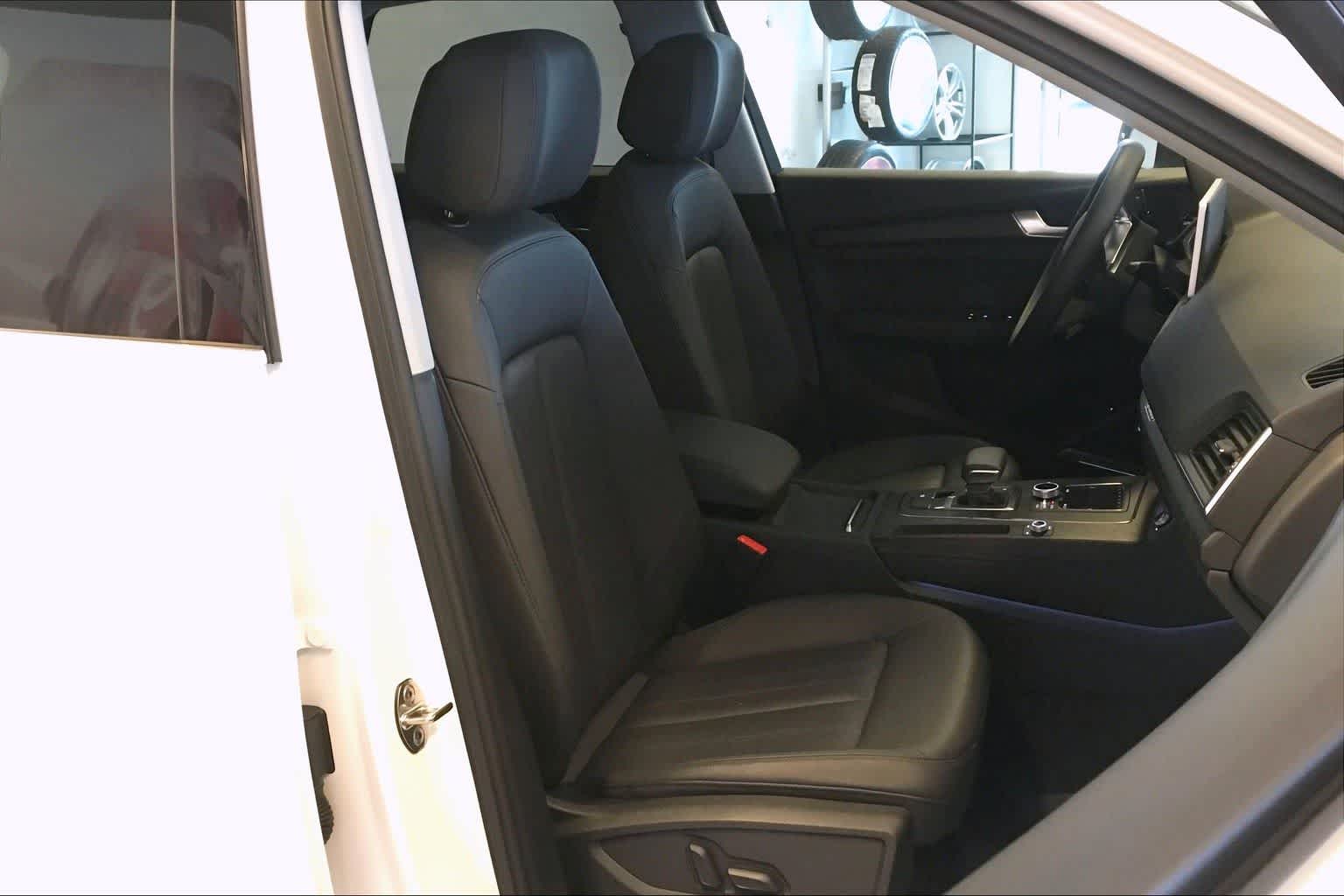 Thumbnail: 2019 Audi Q5 - 6