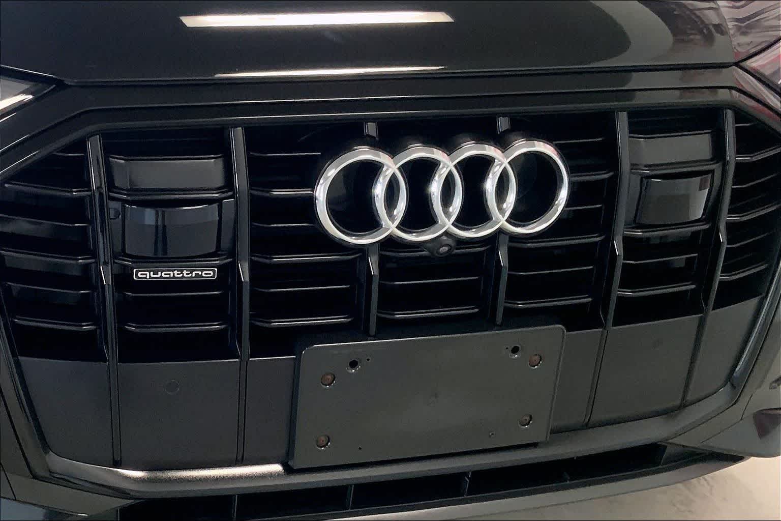 Thumbnail: 2023 Audi Q7 - 30