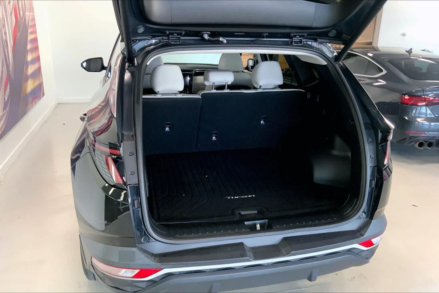 Thumbnail: 2023 Hyundai Tucson - 15