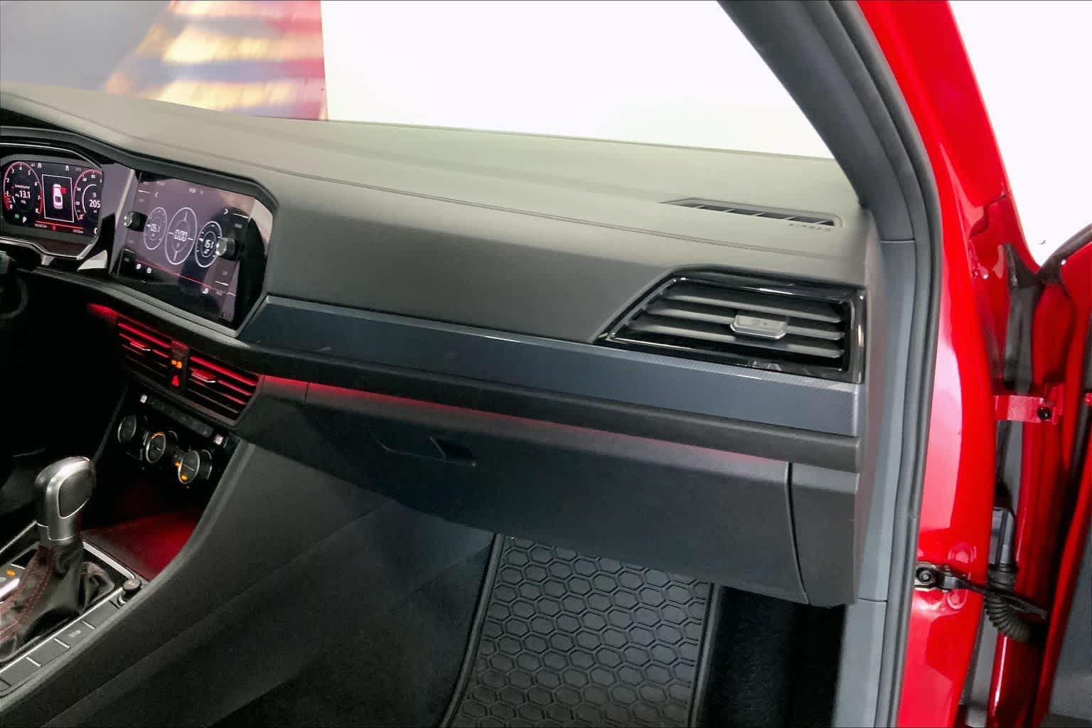 Thumbnail: 2019 Volkswagen Jetta - 20