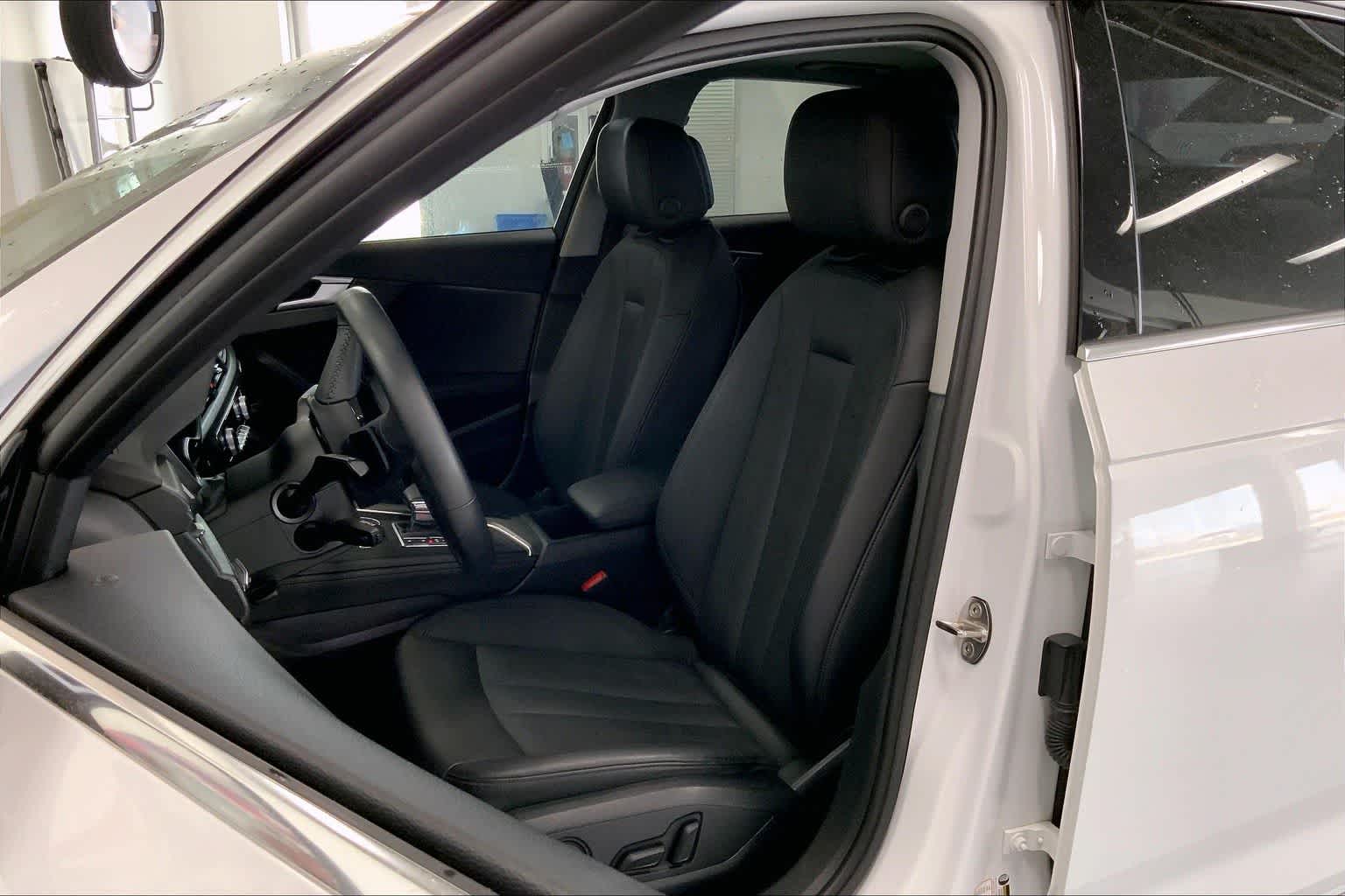 Thumbnail: 2019 Audi A4 - 11